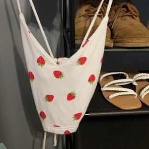 white strawberry top